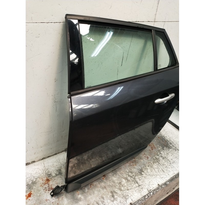 Recambio de puerta trasera izquierda para renault megane iv sport tourer (k9a/m/n_) 1.5 dci 110 referencia OEM IAM  5P 2008