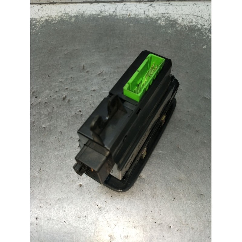 Recambio de mando elevalunas delantero izquierdo para volvo s60 i (384) 2.4 referencia OEM IAM 30658146 4P 2000