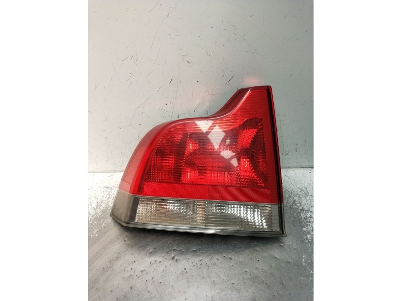 Recambio de piloto trasero izquierdo para volvo s60 i (384) 2.4 referencia OEM IAM   2000