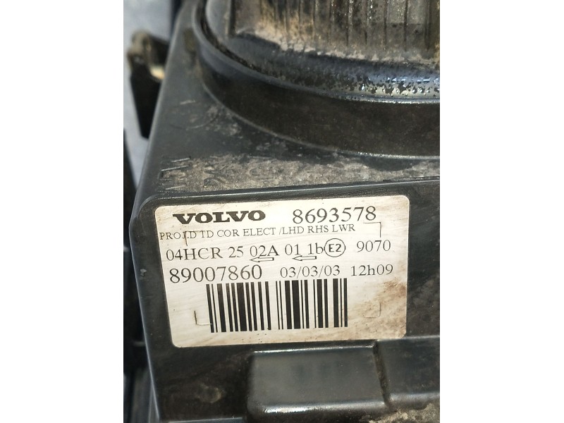 Recambio de faro derecho para volvo s60 i (384) 2.4 referencia OEM IAM 89007860 8693578 2000