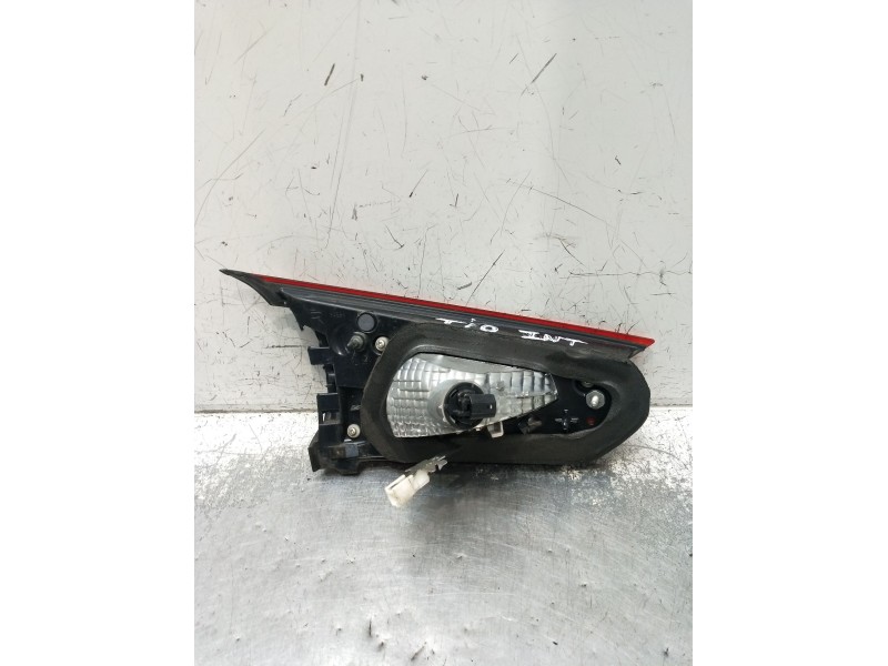 Recambio de piloto trasero derecho interior para mazda 3 lim. () center-line referencia OEM IAM   2014
