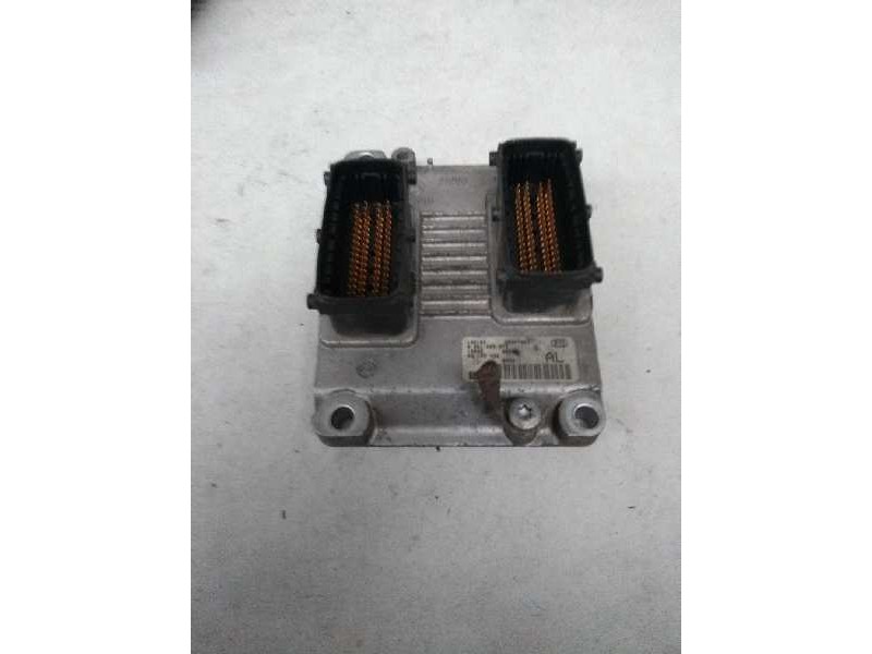 Recambio de centralita motor uce para opel agila 1.2 16v cat (z 12 xe / lw4) referencia OEM IAM 0261206075 AL 