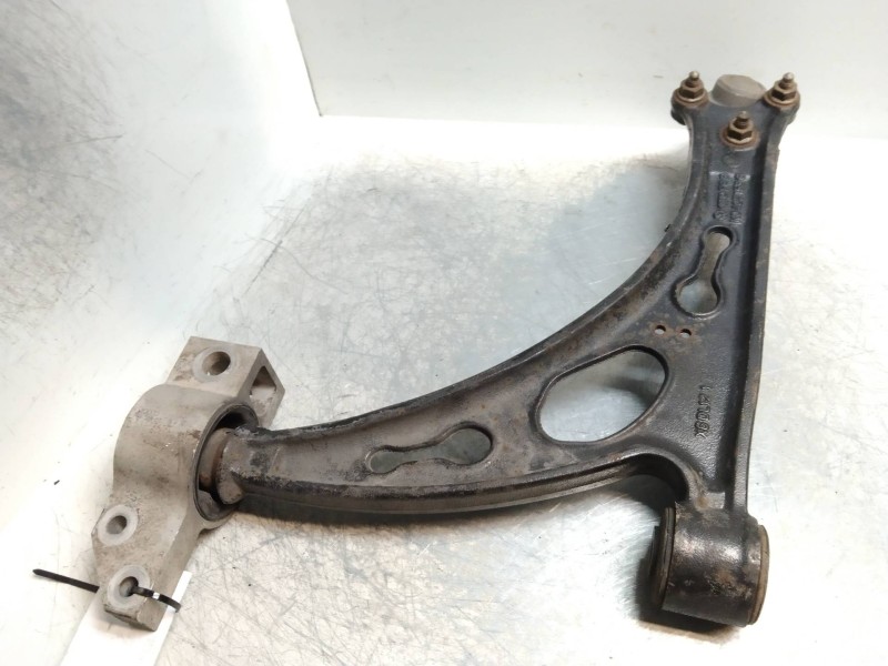 Recambio de brazo suspension inferior delantero derecho para skoda octavia berlina (1z3) active referencia OEM IAM   