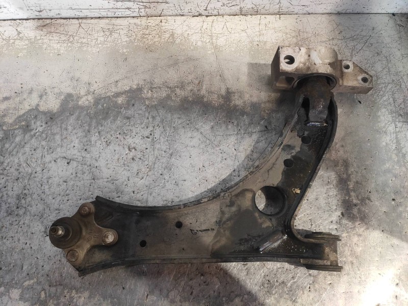 Recambio de brazo suspension inferior delantero derecho para volkswagen jetta (1k2) advance referencia OEM IAM 1K0407190E  