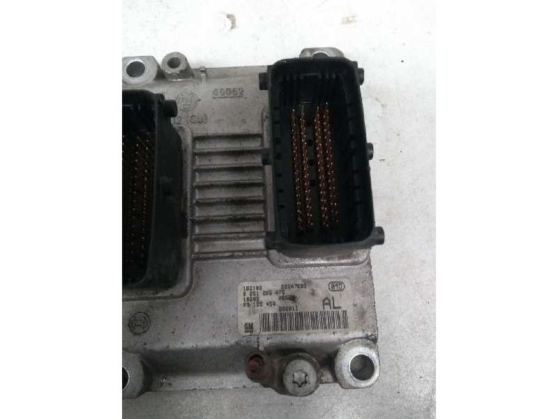 Recambio de centralita motor uce para opel agila 1.2 16v cat (z 12 xe / lw4) referencia OEM IAM 0261206075 AL 
