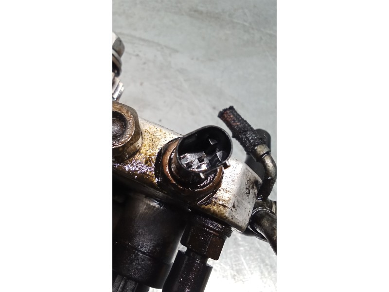 Recambio de bomba inyeccion para mercedes-benz clase a (w169) a 180 cdi (169.007, 169.307) referencia OEM IAM 0445010120 A640070