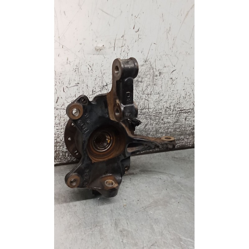 Recambio de mangueta delantera derecha para renault megane iii grandtour (kz0/1) 1.6 16v (kz0u, kz1b, kz1u) referencia OEM IAM  