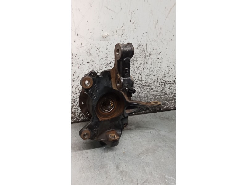 Recambio de mangueta delantera derecha para renault megane iii grandtour (kz0/1) 1.6 16v (kz0u, kz1b, kz1u) referencia OEM IAM  