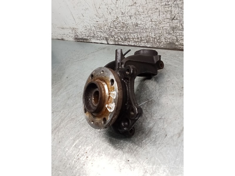 Recambio de mangueta delantera derecha para peugeot 2008 (--.2013) active referencia OEM IAM   16