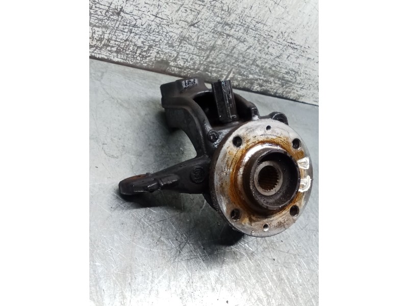 Recambio de mangueta delantera derecha para peugeot 2008 (--.2013) active referencia OEM IAM   16
