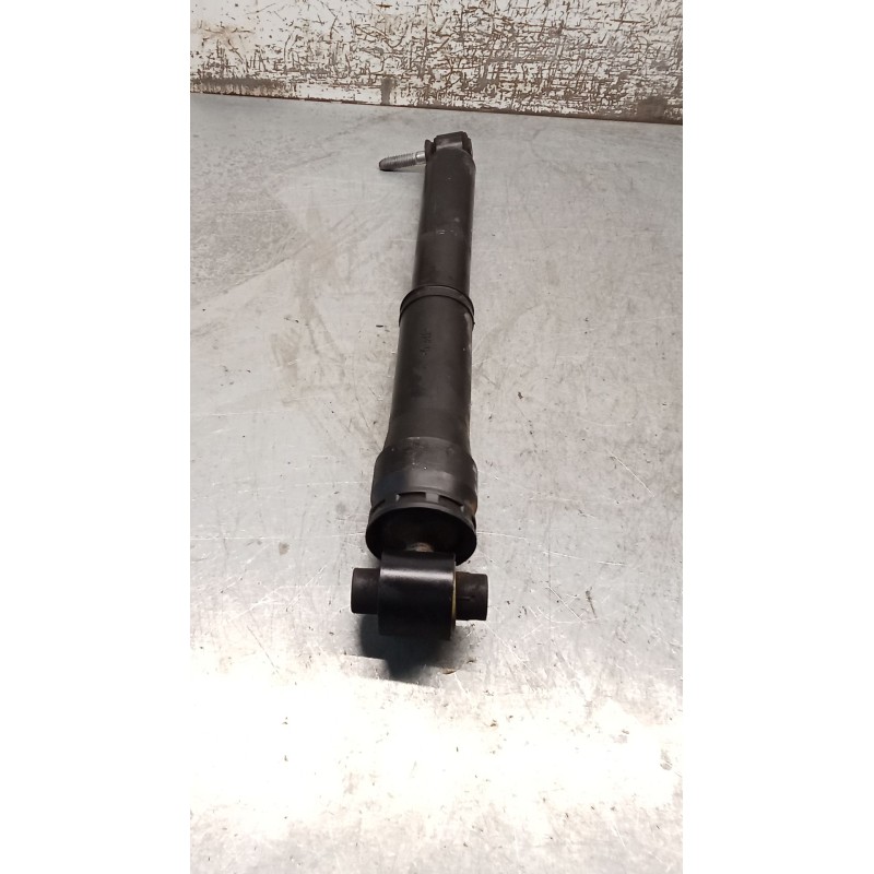 Recambio de amortiguador trasero derecho para renault megane iii grandtour (kz0/1) 1.6 16v (kz0u, kz1b, kz1u) referencia OEM IAM