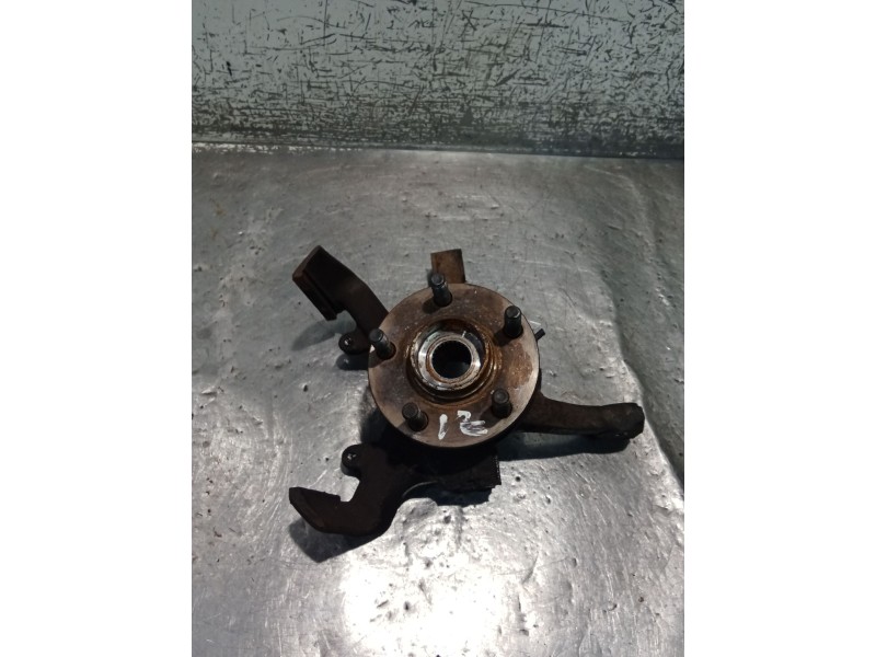Recambio de mangueta delantera izquierda para chrysler neon ii 2.0 16v referencia OEM IAM   