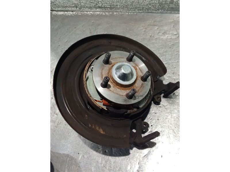 Recambio de mangueta trasera derecha para chrysler neon ii 2.0 16v referencia OEM IAM   