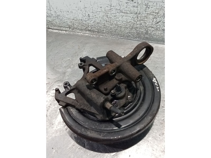 Recambio de mangueta trasera derecha para chrysler neon ii 2.0 16v referencia OEM IAM   