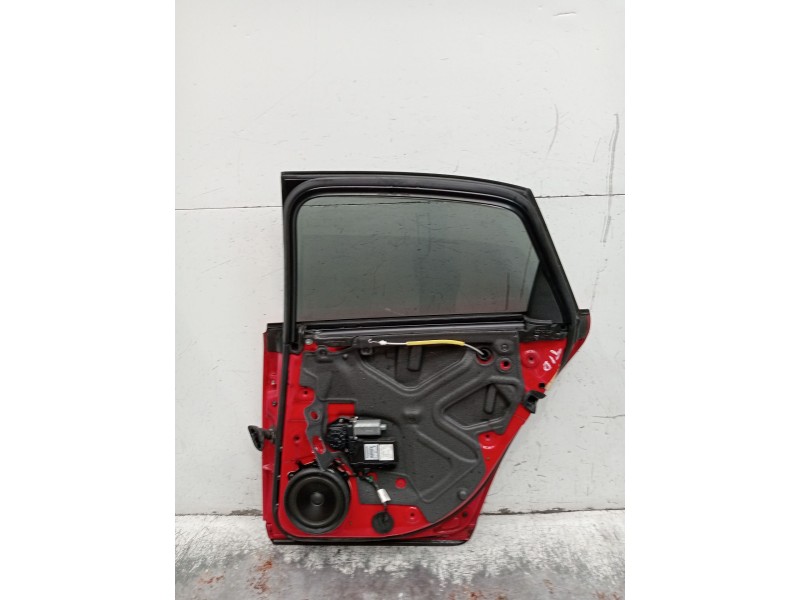 Recambio de puerta trasera derecha para audi a4 b7 (8ec) 2.0 tdi 16v referencia OEM IAM  5P 2005