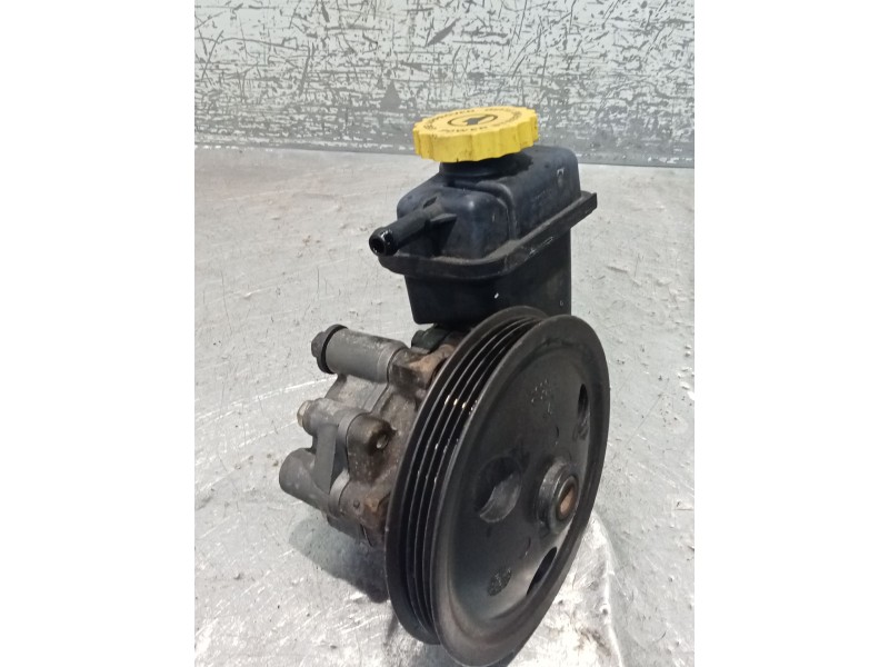 Recambio de bomba direccion para chrysler neon ii 2.0 16v referencia OEM IAM 8AE1R 5272760AD 