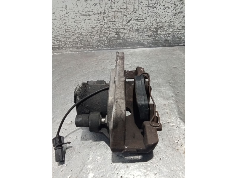Recambio de pinza freno delantera izquierda para audi a4 b7 (8ec) 2.0 tdi 16v referencia OEM IAM   