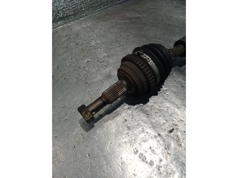 Recambio de transmision delantera izquierda para chrysler neon ii 2.0 16v referencia OEM IAM 04668953A 3610110005 