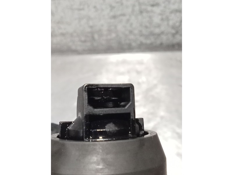 Recambio de inyector para volkswagen touran (1t1, 1t2) 1.9 tdi referencia OEM IAM 0414720215 038130073 BOSCH
