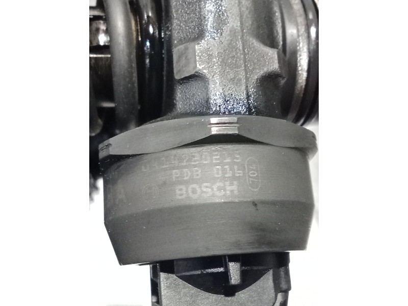 Recambio de inyector para volkswagen touran (1t1, 1t2) 1.9 tdi referencia OEM IAM 0414720215 038130073 BOSCH