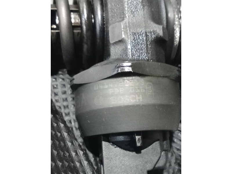 Recambio de inyector para volkswagen touran (1t1, 1t2) 1.9 tdi referencia OEM IAM 0414720215 038130073 BOSCH