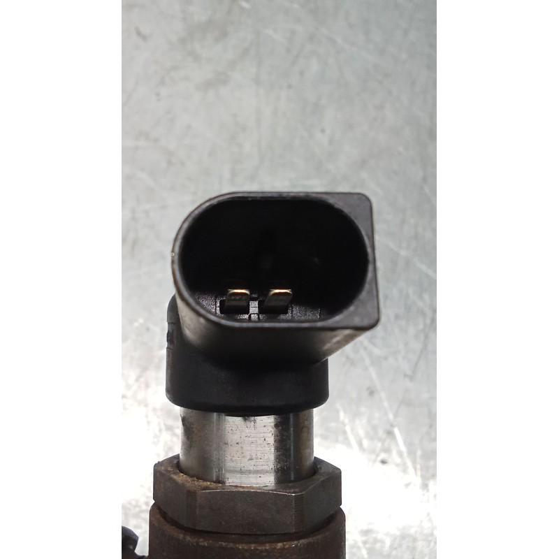 Recambio de inyector para renault megane iii grandtour (kz0/1) 1.6 16v (kz0u, kz1b, kz1u) referencia OEM IAM 8200903034 H8200704