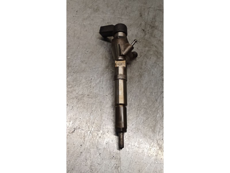 Recambio de inyector para renault megane iii grandtour (kz0/1) 1.6 16v (kz0u, kz1b, kz1u) referencia OEM IAM 8200903034 H8200704