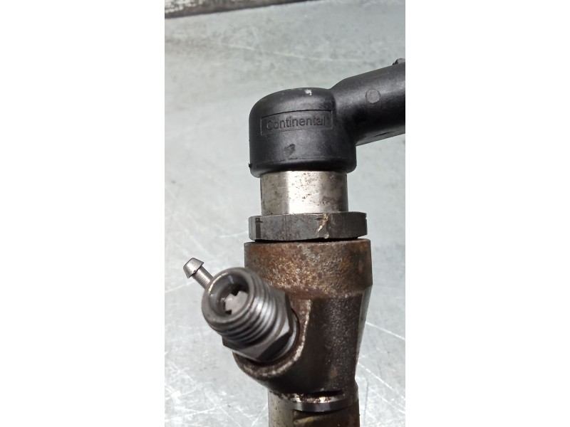 Recambio de inyector para renault megane iii grandtour (kz0/1) 1.6 16v (kz0u, kz1b, kz1u) referencia OEM IAM 8200903034 H8200704