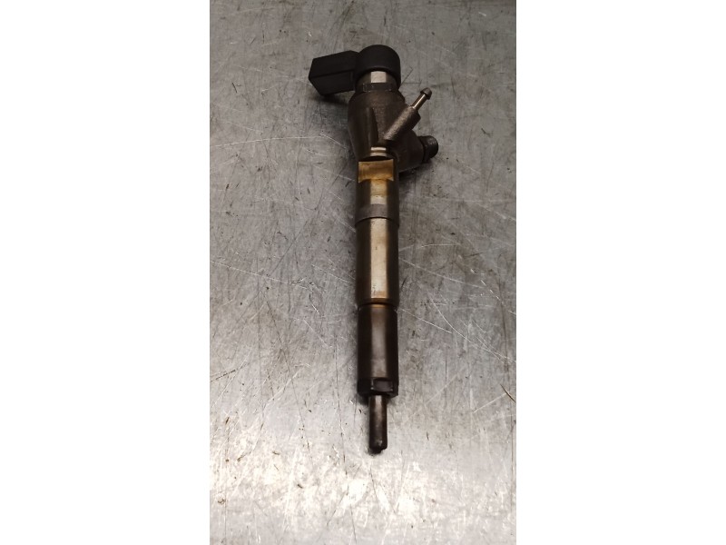 Recambio de inyector para renault megane iii grandtour (kz0/1) 1.6 16v (kz0u, kz1b, kz1u) referencia OEM IAM 8200903034 H8200704