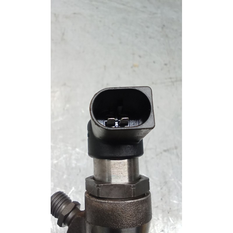Recambio de inyector para renault megane iii grandtour (kz0/1) 1.6 16v (kz0u, kz1b, kz1u) referencia OEM IAM 8200903034 H8200704