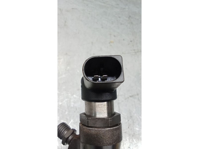 Recambio de inyector para renault megane iii grandtour (kz0/1) 1.6 16v (kz0u, kz1b, kz1u) referencia OEM IAM 8200903034 H8200704