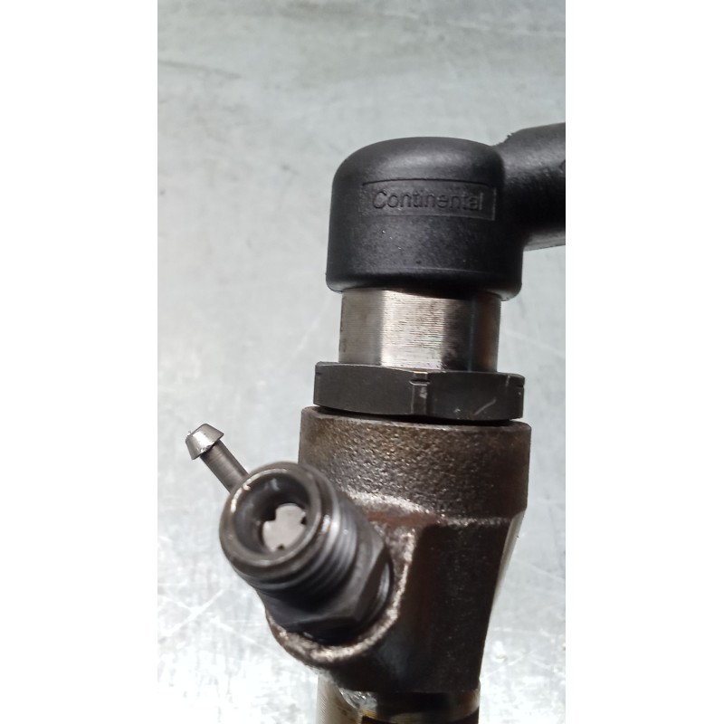 Recambio de inyector para renault megane iii grandtour (kz0/1) 1.6 16v (kz0u, kz1b, kz1u) referencia OEM IAM 8200903034 H8200704
