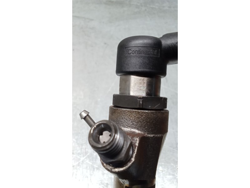 Recambio de inyector para renault megane iii grandtour (kz0/1) 1.6 16v (kz0u, kz1b, kz1u) referencia OEM IAM 8200903034 H8200704