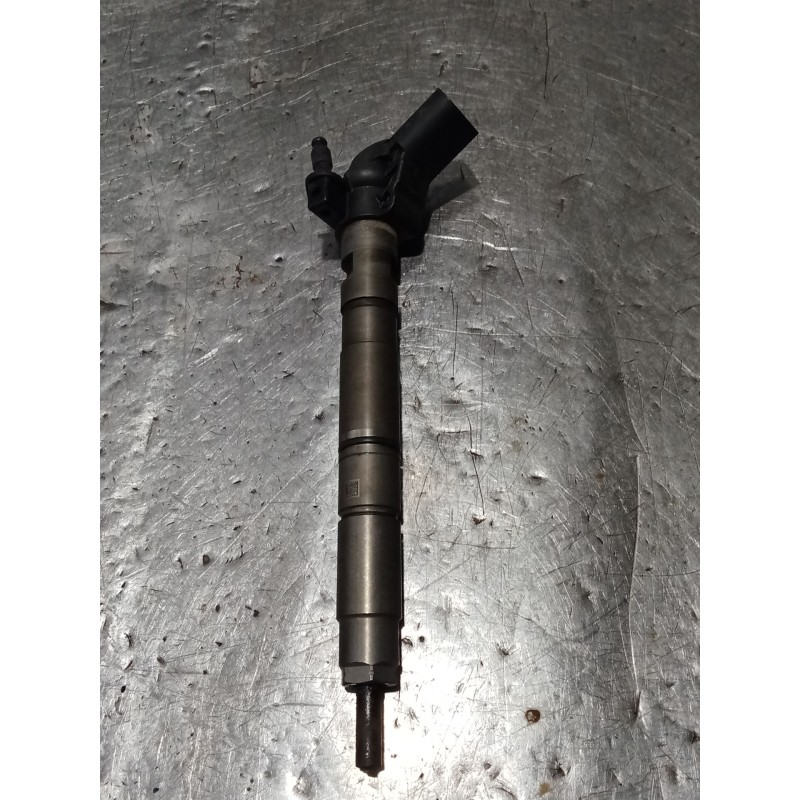 Recambio de inyector para volkswagen touareg (7la, 7l6, 7l7) 3.0 v6 tdi referencia OEM IAM 0445115052 07070504265 BOSCH