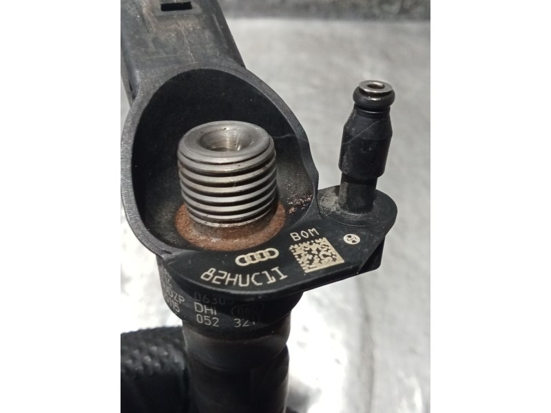 Recambio de inyector para volkswagen touareg (7la, 7l6, 7l7) 3.0 v6 tdi referencia OEM IAM 0445115052 07071406305 BOSCH
