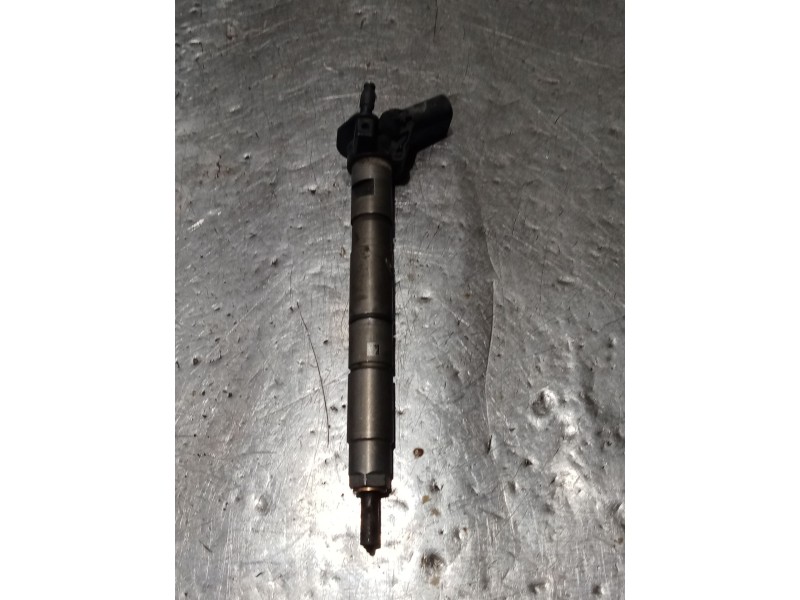 Recambio de inyector para volkswagen touareg (7la, 7l6, 7l7) 3.0 v6 tdi referencia OEM IAM 0445115052 07071406375 BOSCH