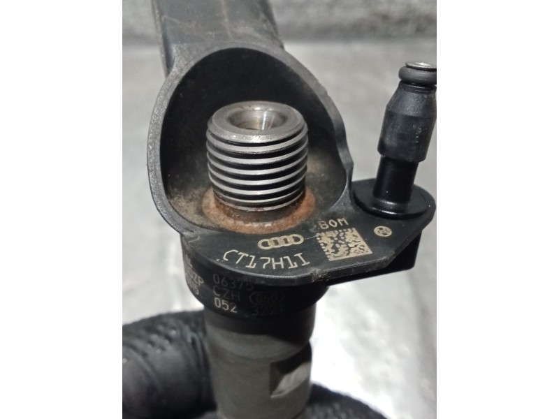 Recambio de inyector para volkswagen touareg (7la, 7l6, 7l7) 3.0 v6 tdi referencia OEM IAM 0445115052 07071406375 BOSCH