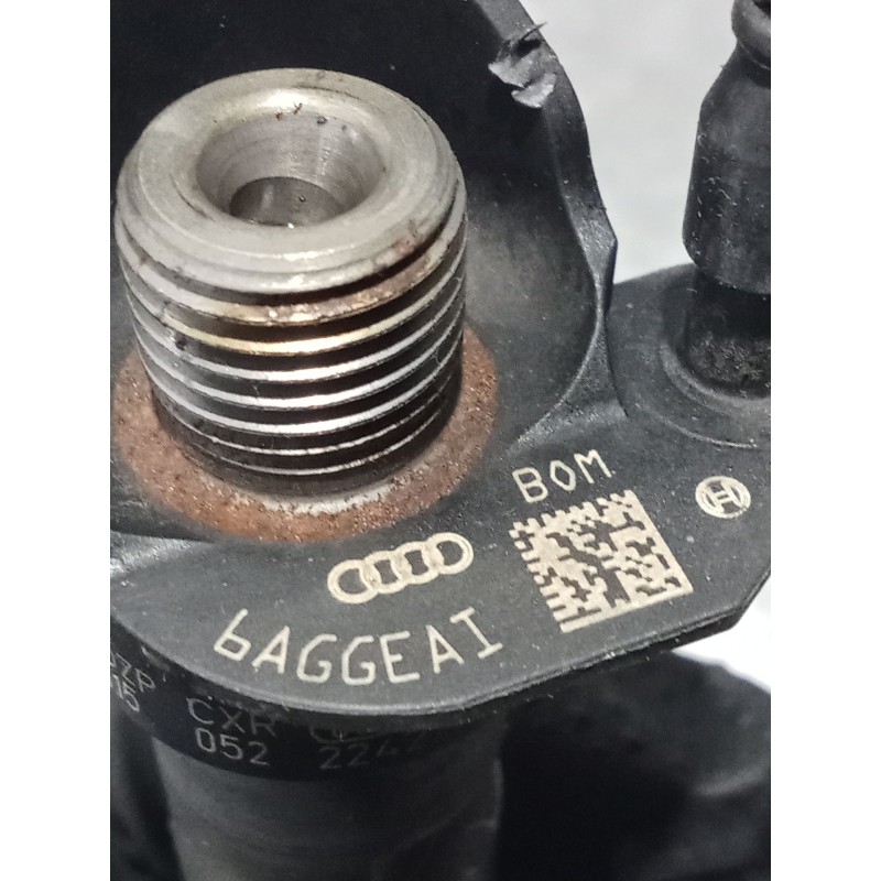 Recambio de inyector para volkswagen touareg (7la, 7l6, 7l7) 3.0 v6 tdi referencia OEM IAM 0445115052 07071406289 BOSCH