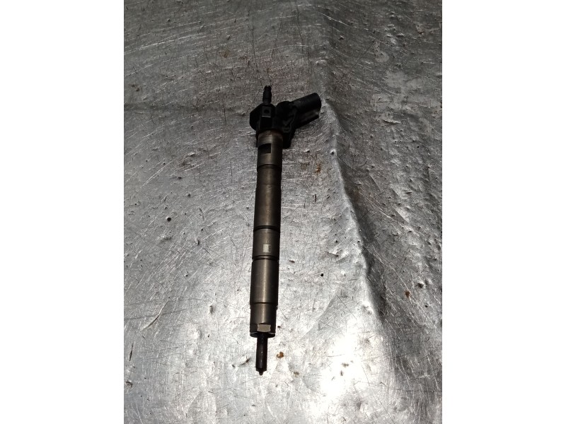 Recambio de inyector para volkswagen touareg (7la, 7l6, 7l7) 3.0 v6 tdi referencia OEM IAM 0445115052 07071406295 BOSCH