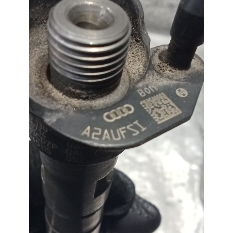 Recambio de inyector para volkswagen touareg (7la, 7l6, 7l7) 3.0 v6 tdi referencia OEM IAM 0445115052 07071406295 BOSCH