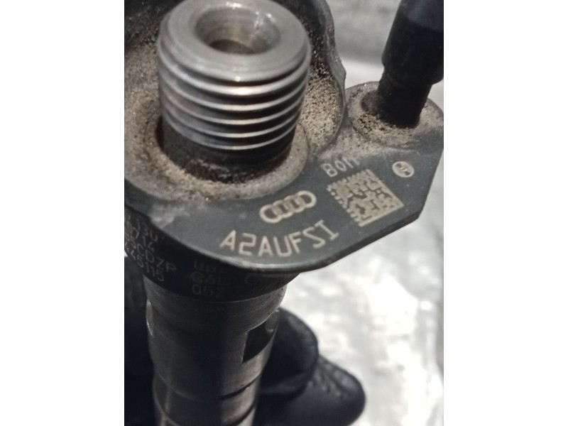 Recambio de inyector para volkswagen touareg (7la, 7l6, 7l7) 3.0 v6 tdi referencia OEM IAM 0445115052 07071406295 BOSCH