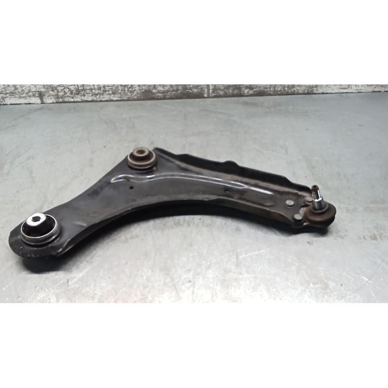 Recambio de brazo suspension inferior delantero derecho para renault megane iii grandtour (kz0/1) 1.6 16v (kz0u, kz1b, kz1u) ref