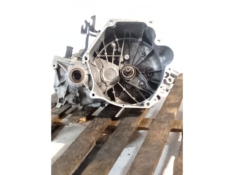 Recambio de caja cambios para chrysler neon ii 2.0 16v referencia OEM IAM AF973170 5V 4668897A0