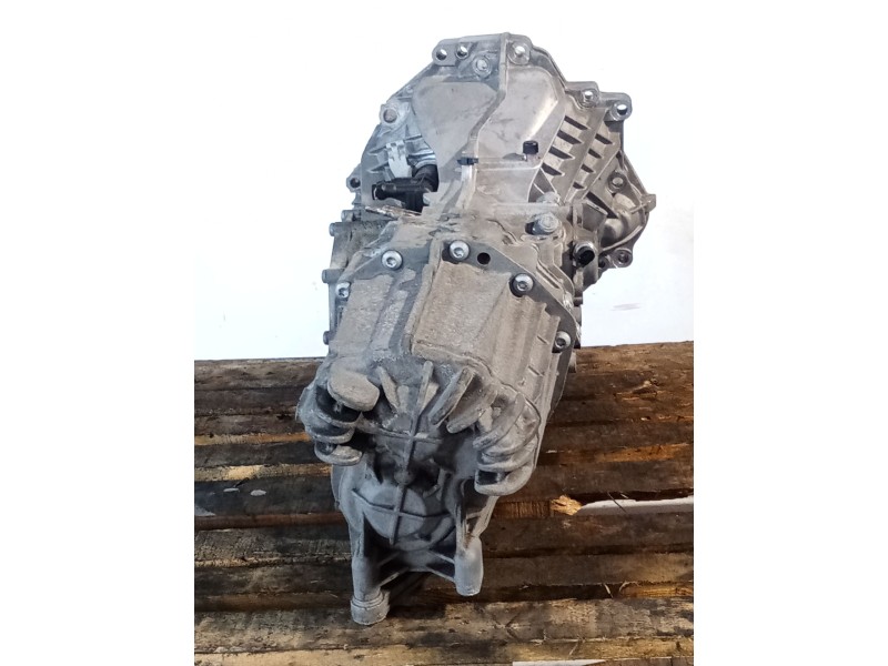 Recambio de caja cambios para audi a4 b7 (8ec) 2.0 tdi 16v referencia OEM IAM HCF 6V 13125
