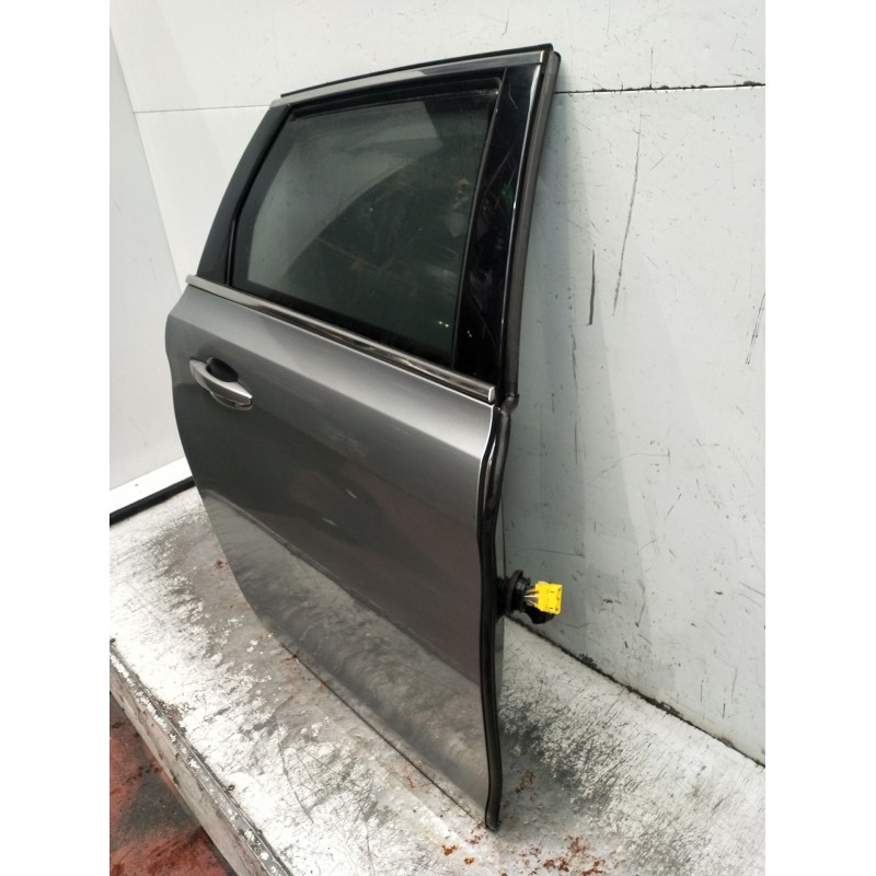 Recambio de puerta trasera derecha para peugeot 308 sw ii (lc_, lj_, lr_, lx_, l4_) 2.0 bluehdi 150 referencia OEM IAM  5P 2015