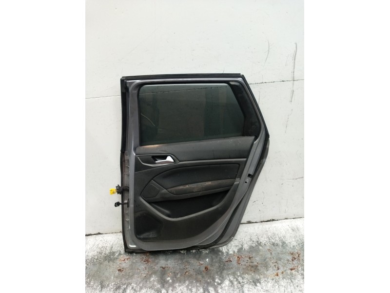 Recambio de puerta trasera derecha para peugeot 308 sw ii (lc_, lj_, lr_, lx_, l4_) 2.0 bluehdi 150 referencia OEM IAM  5P 2015
