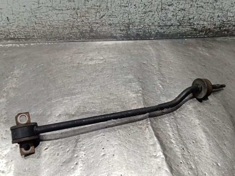 Recambio de brazo suspension inferior trasero izquierdo para chrysler neon ii 2.0 16v referencia OEM IAM   