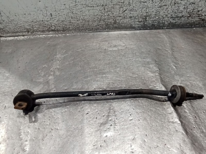 Recambio de brazo suspension inferior trasero derecho para chrysler neon ii 2.0 16v referencia OEM IAM   