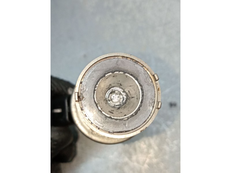 Recambio de inyector para peugeot 308 ii (lb_, lp_, lw_, lh_, l3_) 1.5 bluehdi 130 referencia OEM IAM 9813930180 ADBLUE R166B029