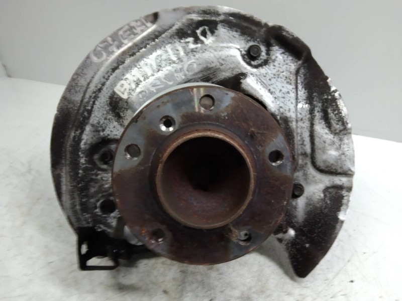 Recambio de mangueta delantera derecha para bmw serie 1 berlina (e81/e87) 118d referencia OEM IAM 31216793924  